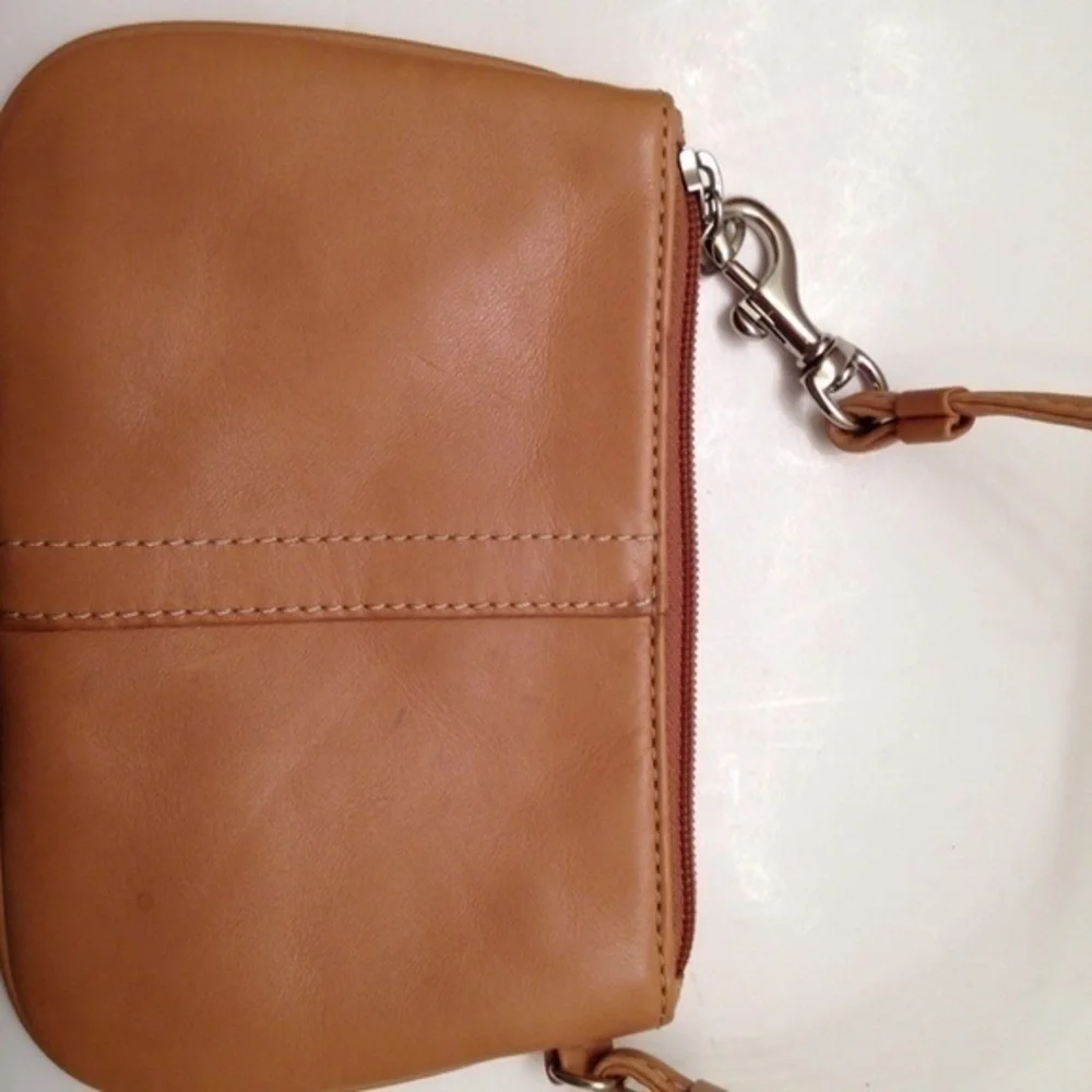 COACH neutral tone wristlet - Picture 4 of 5